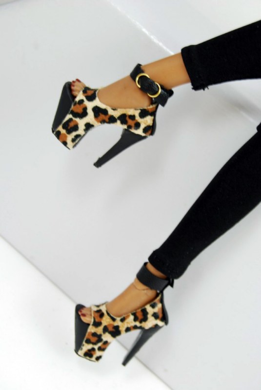 578 / animal print heels
