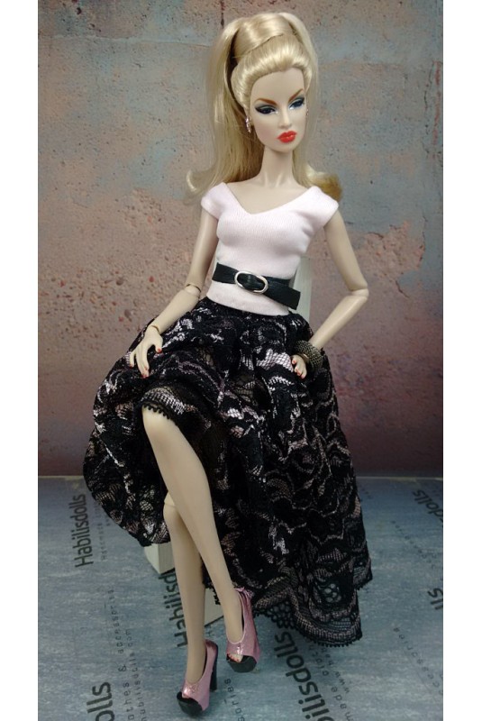 975/  fashion for 12'' dolls